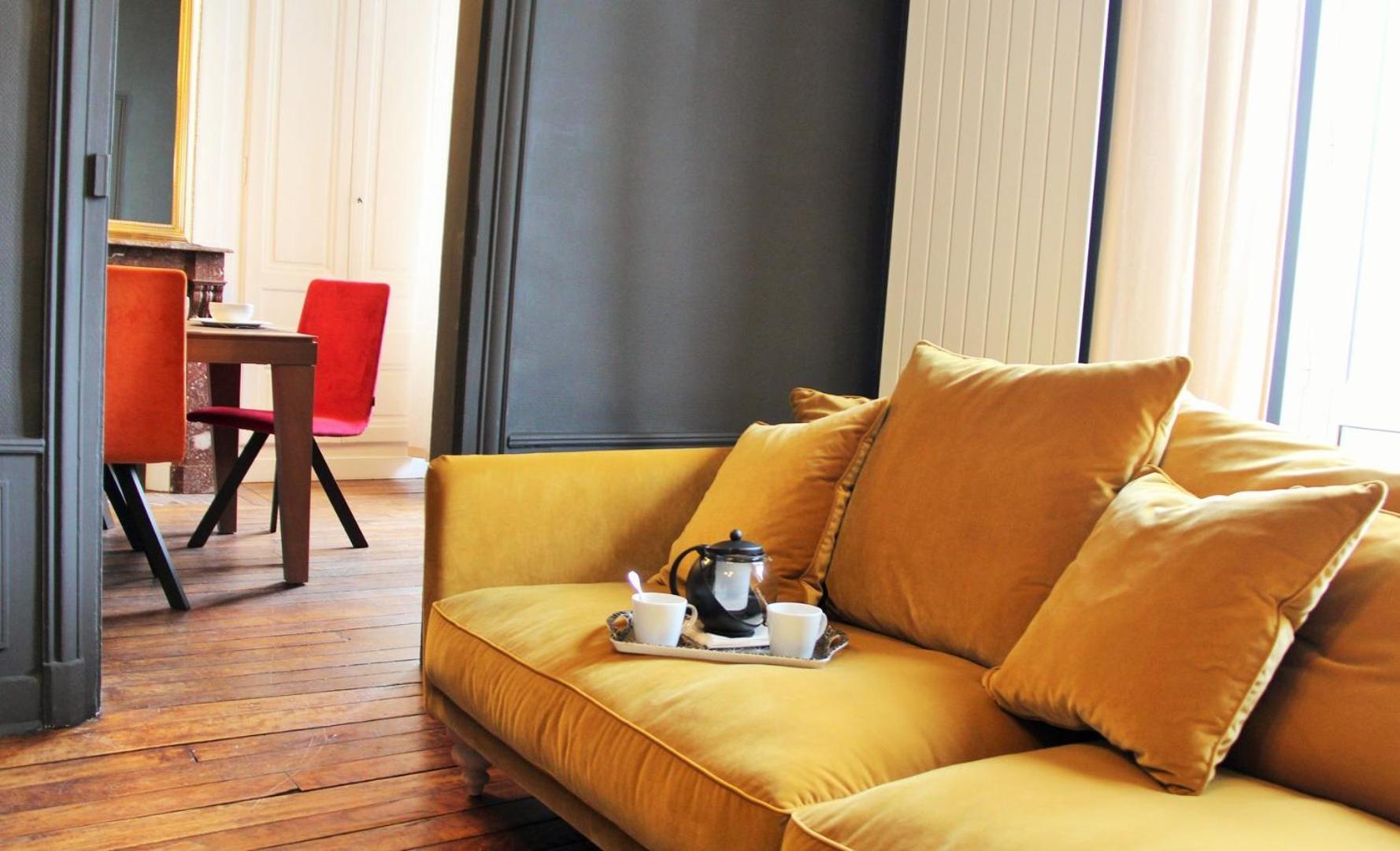 Henri IV - Parking Included - Self Check-In Apartment Chartres Ngoại thất bức ảnh