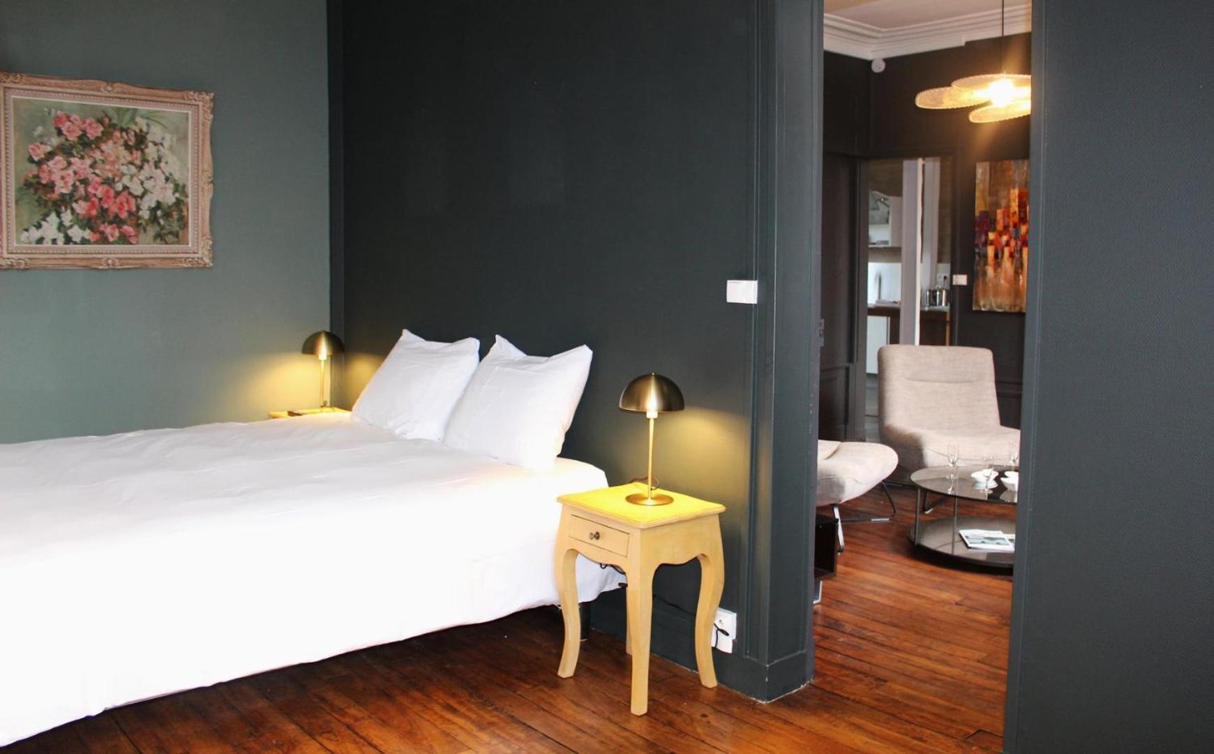Henri IV - Parking Included - Self Check-In Apartment Chartres Ngoại thất bức ảnh